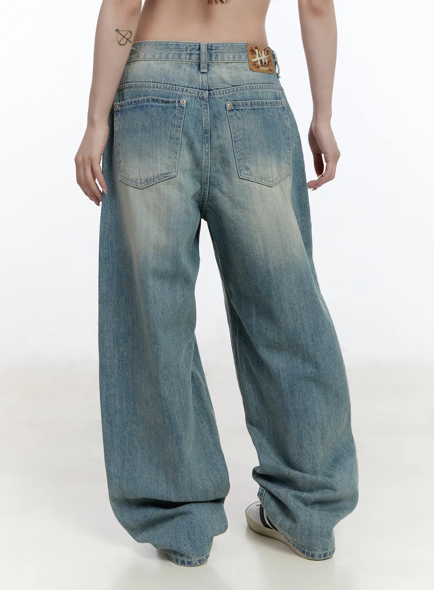 Mid Rise Tapered Leg Denim Jeans - Image 4