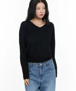 Long Sleeve Fitted Knit Top