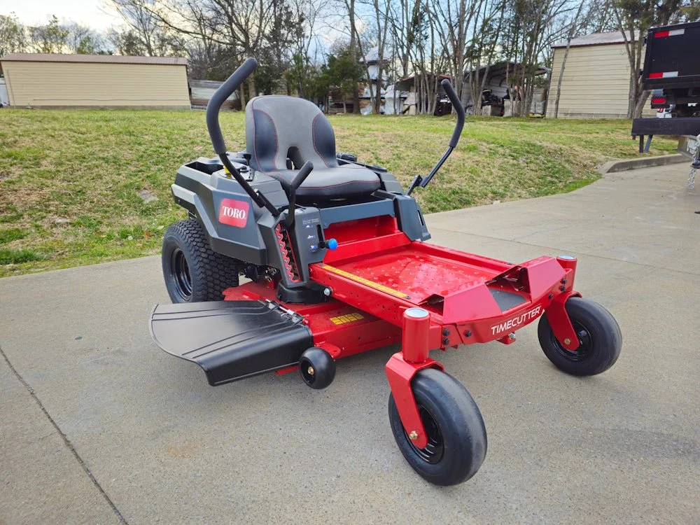 Toro 77404 42″ TimeCutter Zero Turns Mowerr 22HP Briggs - Image 4